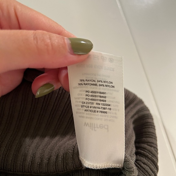 Wilfred stretchy skirt with split - Picture 4 of 4